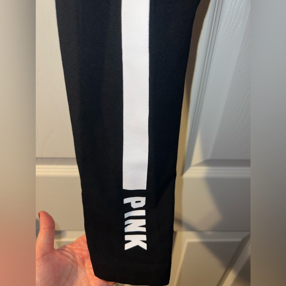 🦓 VS Pink White stripe Legging 🦓